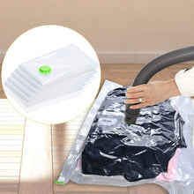 HEAVY DUTY 5 VACUUM STORAGE BAGS by Gorilla Bags, Extra Large 100x80cm. Extra Strong 110 Microns. For Clothes, Bedding, Duvets, Towels, Curtains and More. Double Zip Seal & Unique Turbo Valve Keeps Items Compressed For Longer