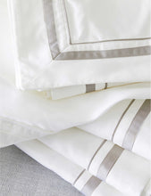 Cavendish Emperor cotton duvet cover 290cm x 235cm