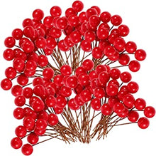 HCSSZ Christmas Berries Artificial Holly Berries 160 Pcs, Red Decor Berries for Christmas Wreath, Decorations Wreath Making Supplies Christmas Party Table Decoration