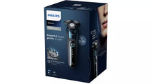 Philips Series 5000 Wet and Dry Electric Shaver S5586/66