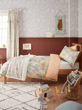 Harlequin Into the Wild Sherpa Fleece Throw, Multi