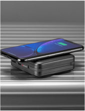 Momax Q. Power Plug Wireless Portable PD charger