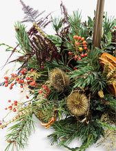 Christmas table arrangement