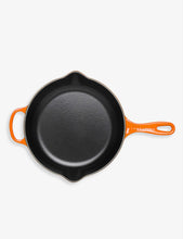 Signature cast iron skillet 26cm