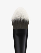 Full Flat N°1 foundation brush