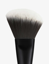 Blush On N°6 make-up brush