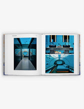 Living by the Ocean: Contemporary Houses by the Sea book