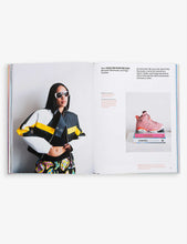 The New Luxury Highsnobiety: Defining the Aspirational in the Age of Hype book