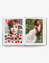 Vogue: The Covers fashion book