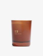 17:30 scented candle 190g