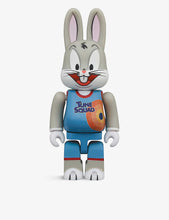 Bugs Bunny 100% and 400% figures