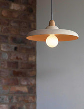 Porcelain II LED light bulb