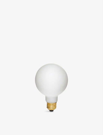 Porcelain II LED light bulb