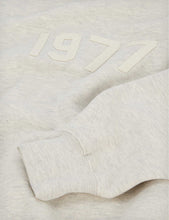 Kids ESSENTIALS 1977 graphic-print cotton-blend sweatshirt 4-16 years