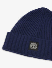 Logo-patch knitted beanie hat 6-10 years