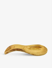 Grained olive-wood spoon rest 21.5cm