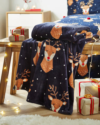 Reindeer Cuddle Fleece Throw 150x200cm